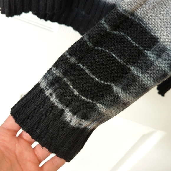 Gypsy 05 Global Village Lightweight Tie Dye Wool Blend Scoop Neck Sweater Gray M - Picture 8 of 11